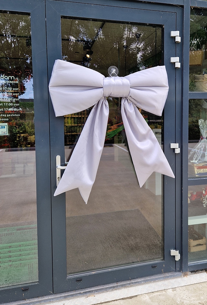 Mega Schleife SchleifeXL Silber 100x50cm & Grosser Saugnapf