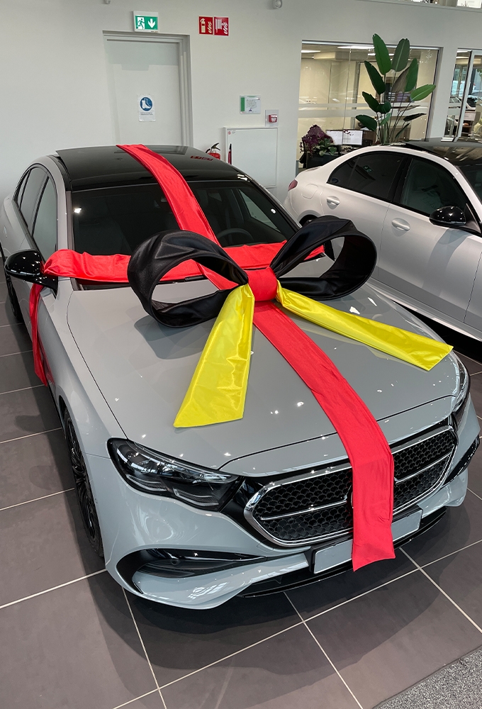 Autoschleifen Super Mega Autosalerno Deutschland 120x100x50cm