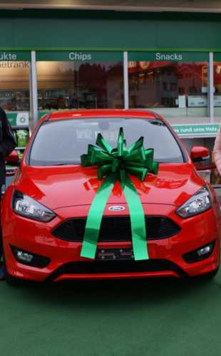 Magnum Bows Schleife Maxi Metallic Grun d60x105cm 