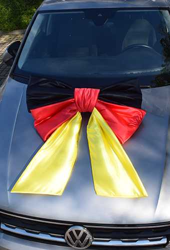 Mega Autoschleifen Doppelt Lucca Deutschland 77x50+40cm & Saugnapf.